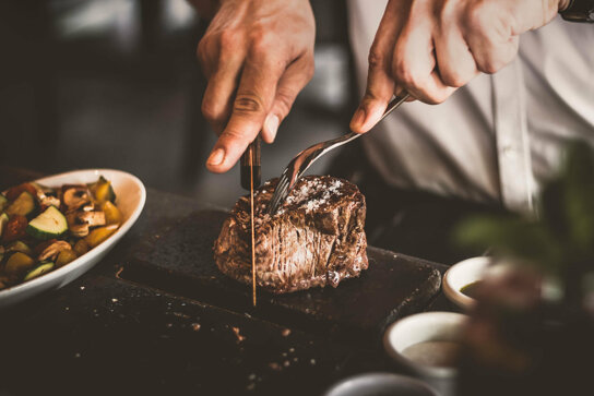 Abaccos Steakhouse 1 Steam anschneiden