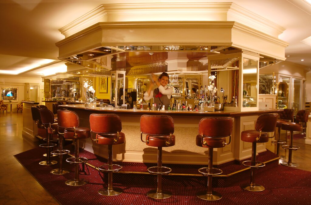 Hamburg Hotel Courtyard by Marriott Bar