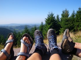 Wanderschuhe mit Ausblick