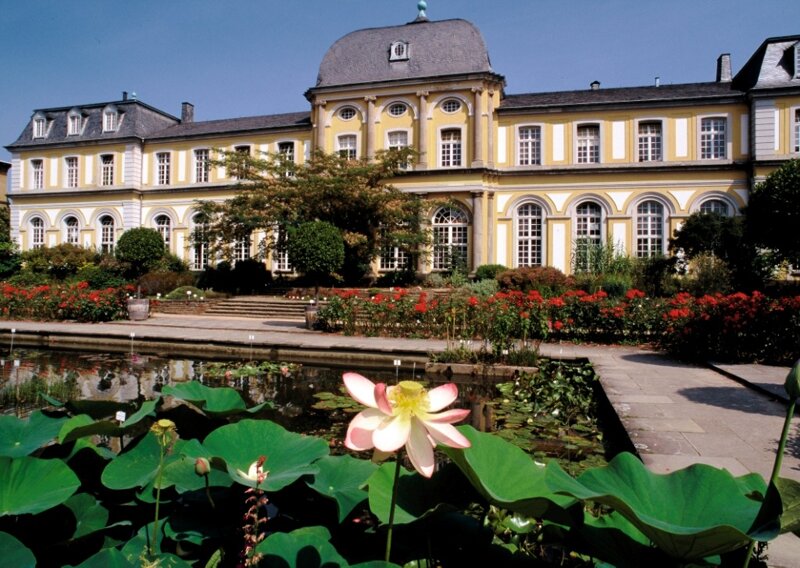 Das Poppelsdorfer Schloss in Bonn – barockes Barockschloss am Ende der Poppelsdorfer Allee