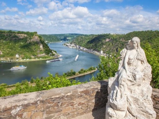 Rheinschiff inklusive: Loreley wartet schon ...