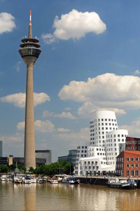 D Düsseldorf Medienhafen 12