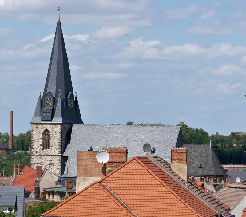 Die Marienkirche in Bernburg © wikipedia Johannes Kazah