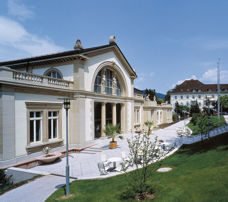 Eingang der Cassiopeia Thermen in Badenweiler