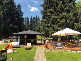 Terrasse 2- Hotel u Tri Ruze