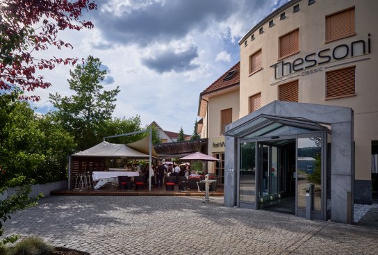 Blick auf den Eingangsbereich des Thessoni classic in Zürich