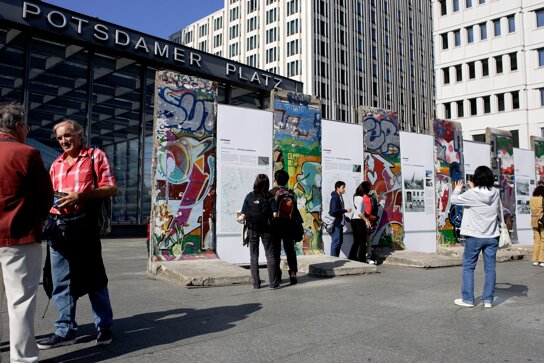 Mauerreste am Potsdamer Platz c visitBerlin Wolfgang Scholvien.