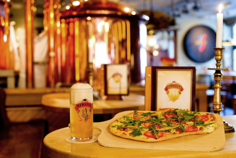 Bier und Flammkuchen