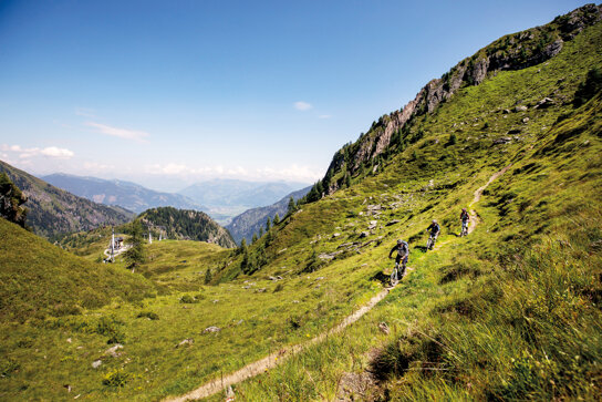 action-beim-fahren-mit-den-mountainskyvern c Zell am See-Kaprun Tourismus, faistauer-photography