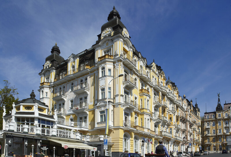 Jugenstilfassade des OREA Spa Hotels Palace Zvon