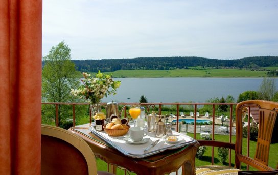 Doppelzimmer mit Blick auf den See