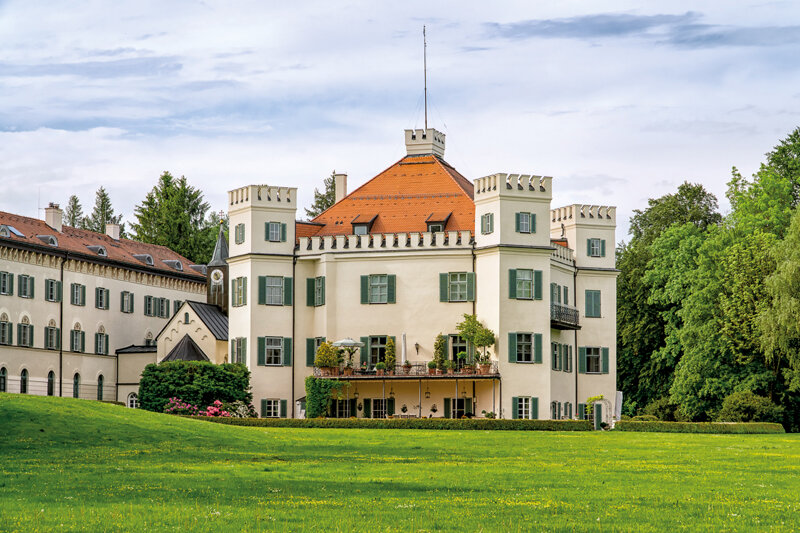 Schloss Possenhofen am Starnberger See – ehemaliges Sommerdomizil von Kaiserin Sisi