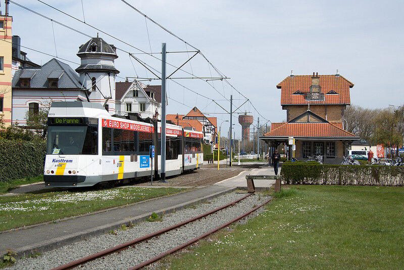 De Haan Haltestelle Küstenstraßenbahn 05