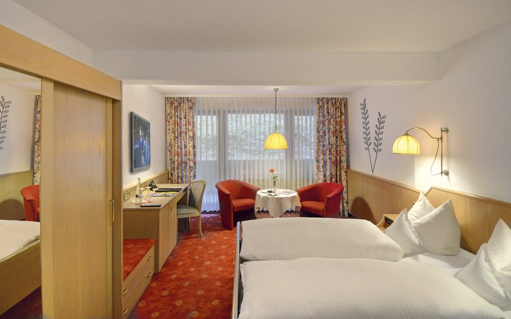 Baiersbronn Flair Hotel Sonnenhof Zimmer Doppelzimmer