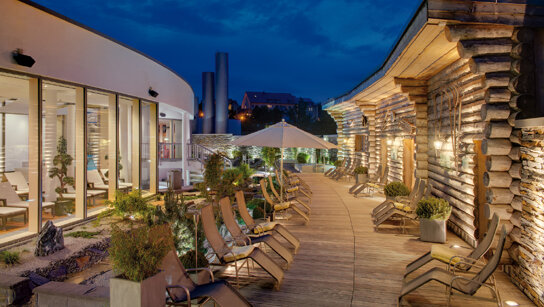 Saunabereich außen H2Oberhof©www.lhf.de