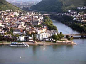 Zusammenfluss von Rhein und Nahe bei Bingen - Confluence of the rivers Nahe and Rhine