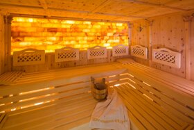 Fichtenholz Sauna sonnenhotel-adler.com Villanders
