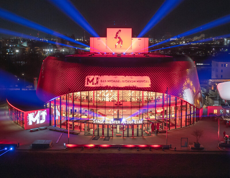 Stage Theater an der Elbe in Hamburg von außen