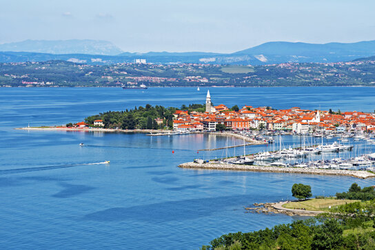 Izola