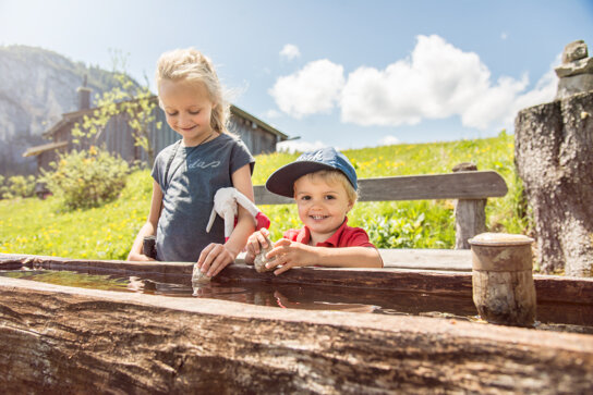 Kinder Sommer c Salzburger Saalachtal