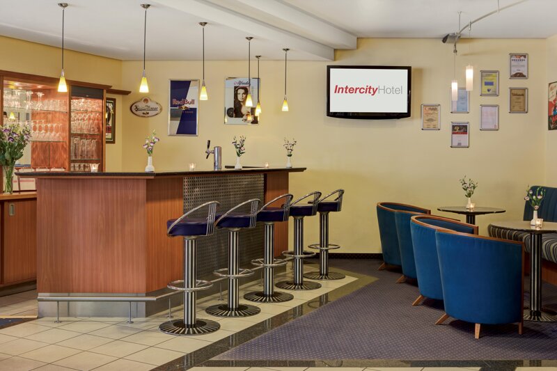 Hotelbar des IntercityHotels Stralsund