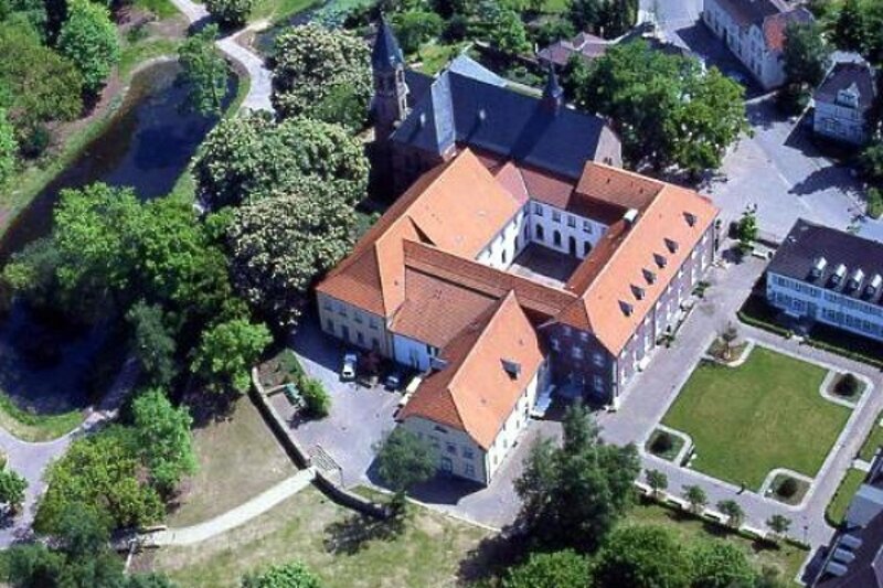 Kloster Saarn aus der Luft
