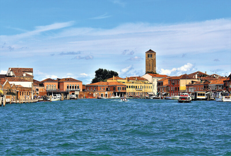 Blick auf den Hafen von Murano bei Venedig