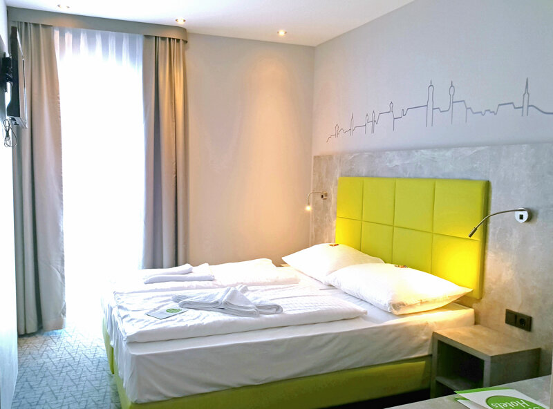 Doppelzimmer mit Boxspringbett