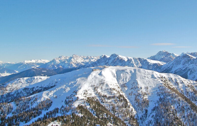 ski mountain panorama copyright tvb kronplatz photo oswald reichegger