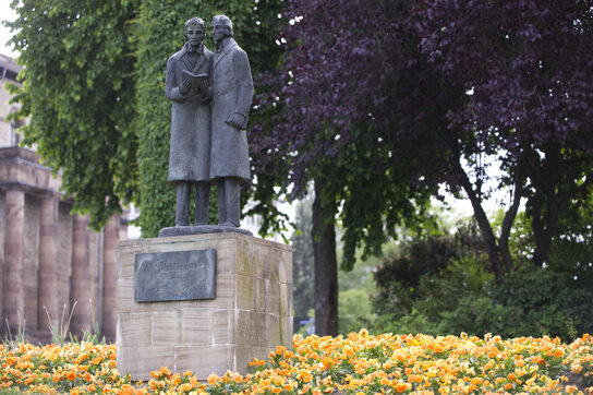 1840 Brueder Grimm Denkmal.original - Kopie