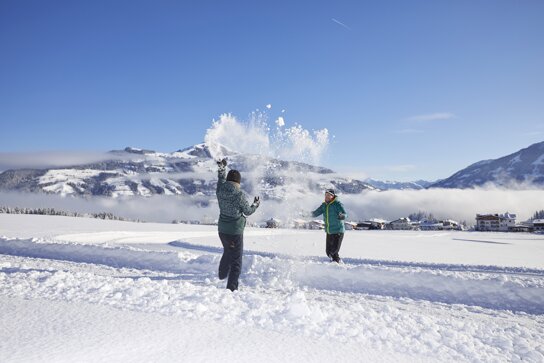Winterwandern am Penningberg c Kitzbüheler Alpen Marketing GmbH Simon Hausberger