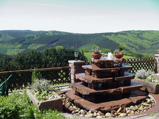 Panoramablick aus dem Hotelgarten