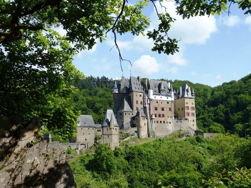 Blick auf Burg Eltz ohne c pixabay