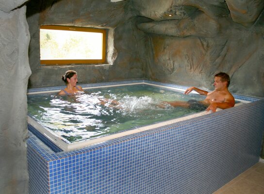 Paar im Whirlpool