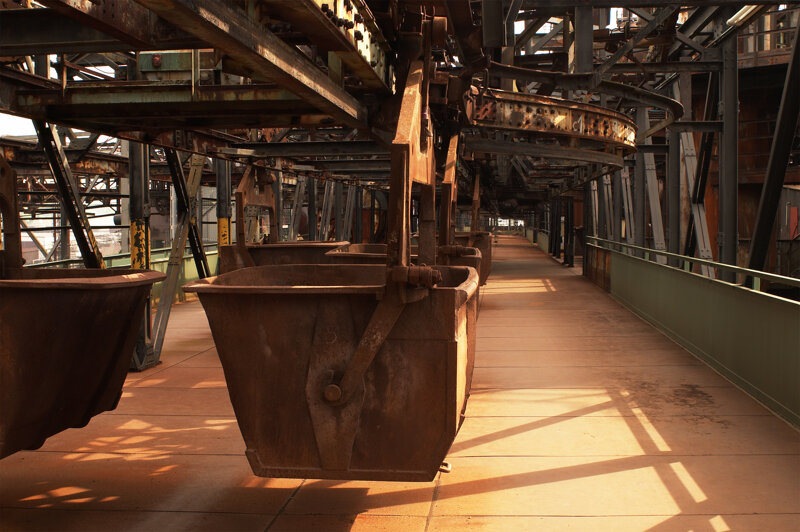 Gichtbühne mit Hängebahnwagen Völklinger Hütte