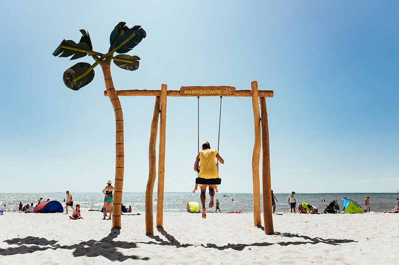Schaukel am Jugenstrand Grömitz