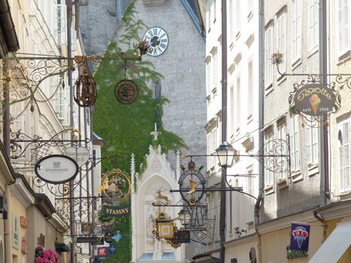 Getreidegasse