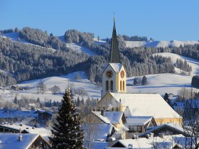 oberstaufen- Rudolf Neuberger Pixabay Weinachtsbaum