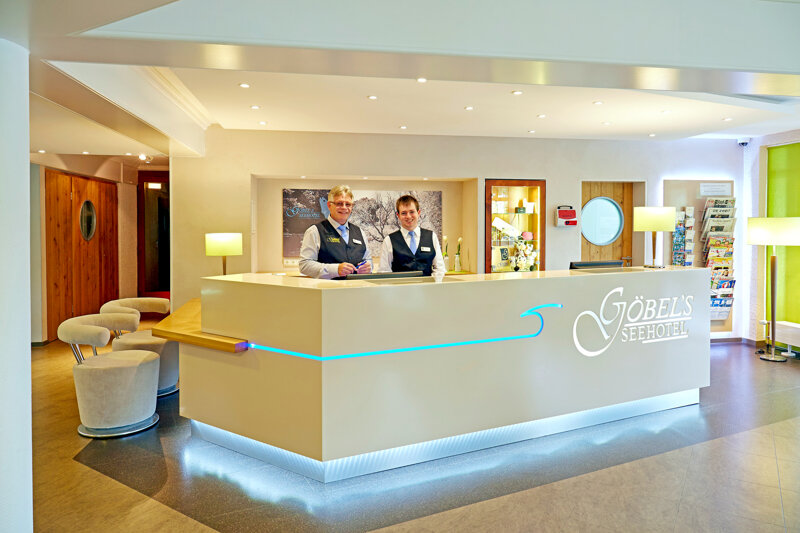Göbels Seehotel Diemelsee Rezeption (1)