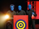 Blaue Männer, bunte Show und Berliner Boulette