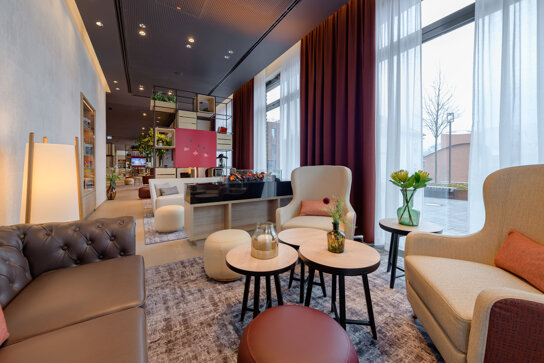 Lobby Kamin1 interCITY HF32052-022