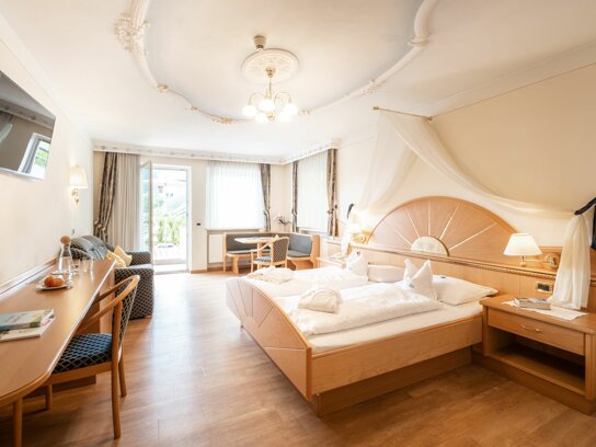 Doppelzimmer mit Sitzecke