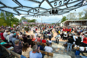 Publikum und Kulisse 2 © ZDF, Ralph Orlowski