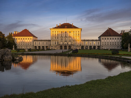 Nr. 2185s Schloss Nymphenburg Abendlicht Foto Joerg Lutz