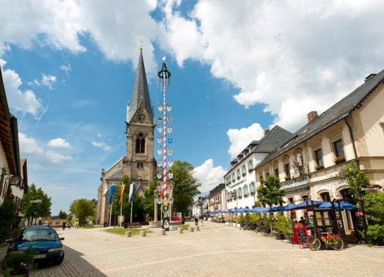 Bischofsgrün Ortsmitte Kirche Fotos Andreas Hub