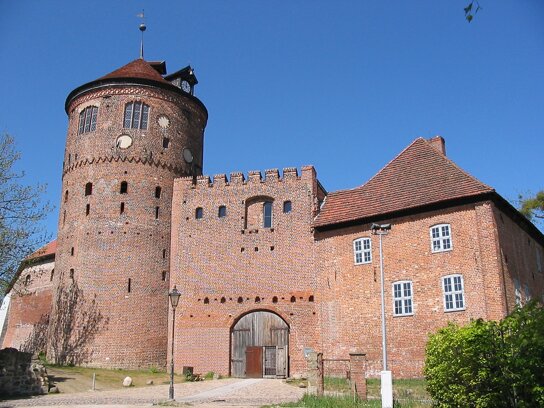 Neustadt-Glewe Alte Burg 2007-05-05 0211