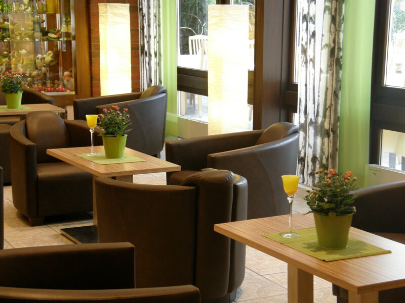 Lounge mit Ledersesseln