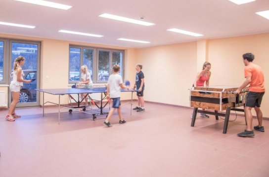 Tischtennis und Kicker