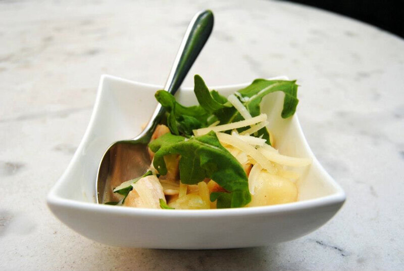 Essen in einer Schale