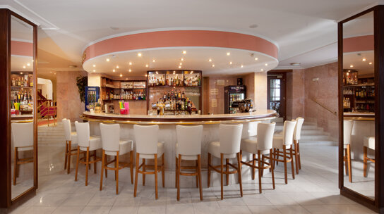 Lobby Bar Chateau Monty